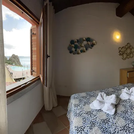 L'alba Chiara Tanca Piras Nebida