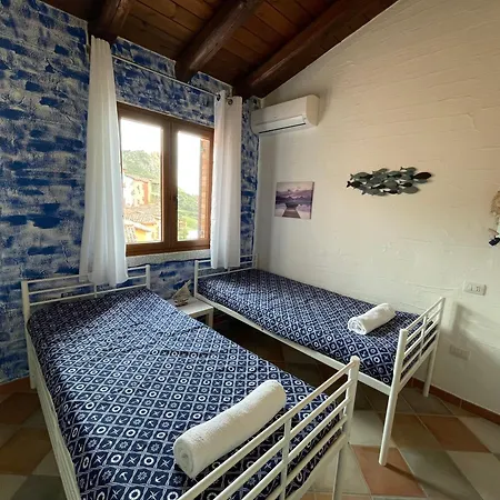 L'alba Chiara Tanca Piras *