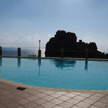 L'alba Chiara Tanca Piras Nebida