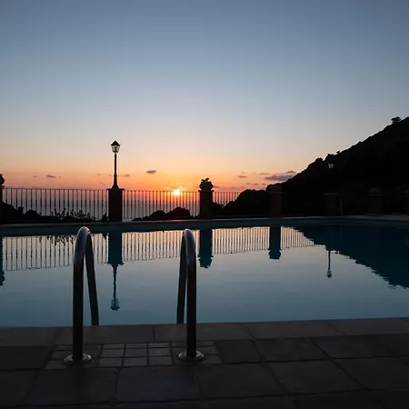 L'alba Chiara Tanca Piras Nebida